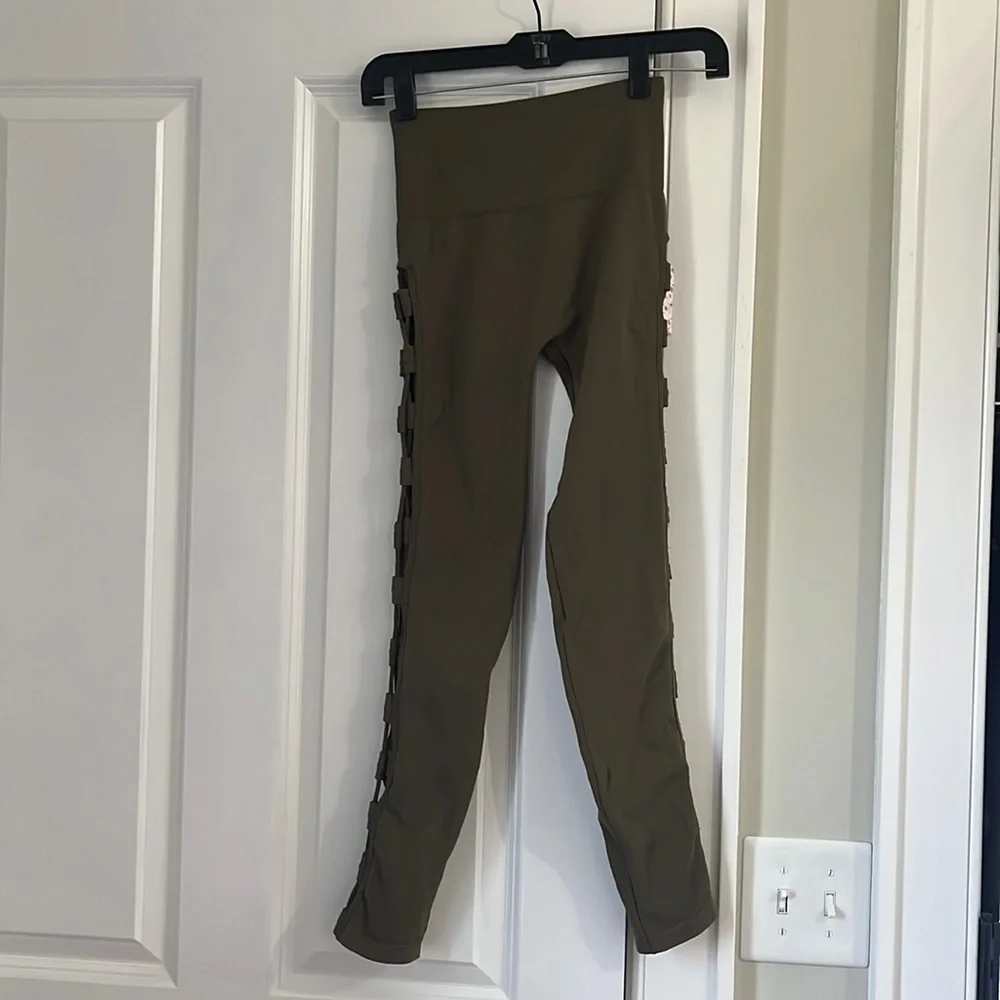 Free People Leggings - Picture 5 of 6